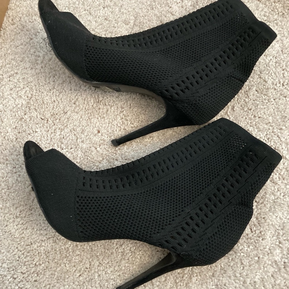 Rouge Helium booties; size 40(10)
